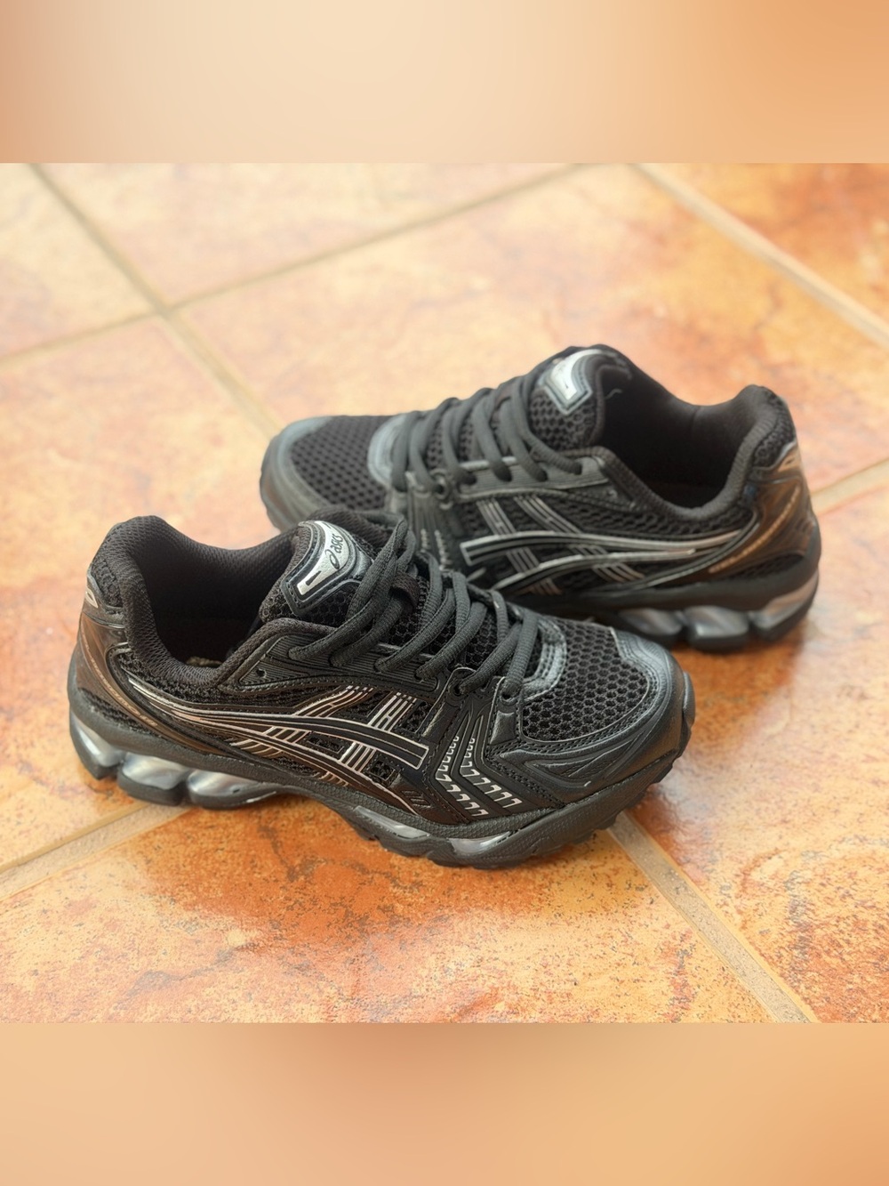 Size 4 Men’s And Women’s 5.5 - Asics Gel Kayano 14 Black Sneakers with Silver